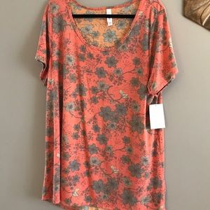 LuLaRoe classic tee
